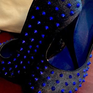 These Wicked platform heals !!!